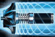 Оснащен двигателем Dyson V6 с цифровым управлением